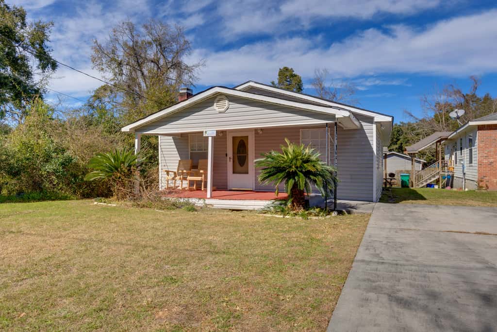 Stunning Gulfport Getaway ~ 1 Mi to the Beach