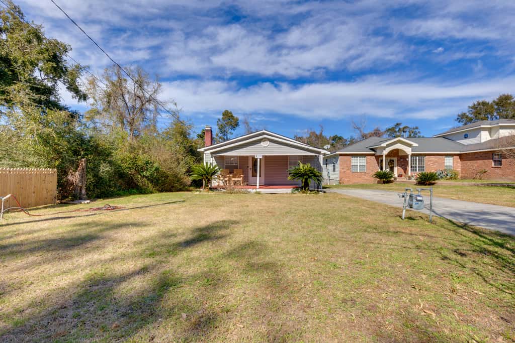 Stunning Gulfport Getaway ~ 1 Mi to the Beach
