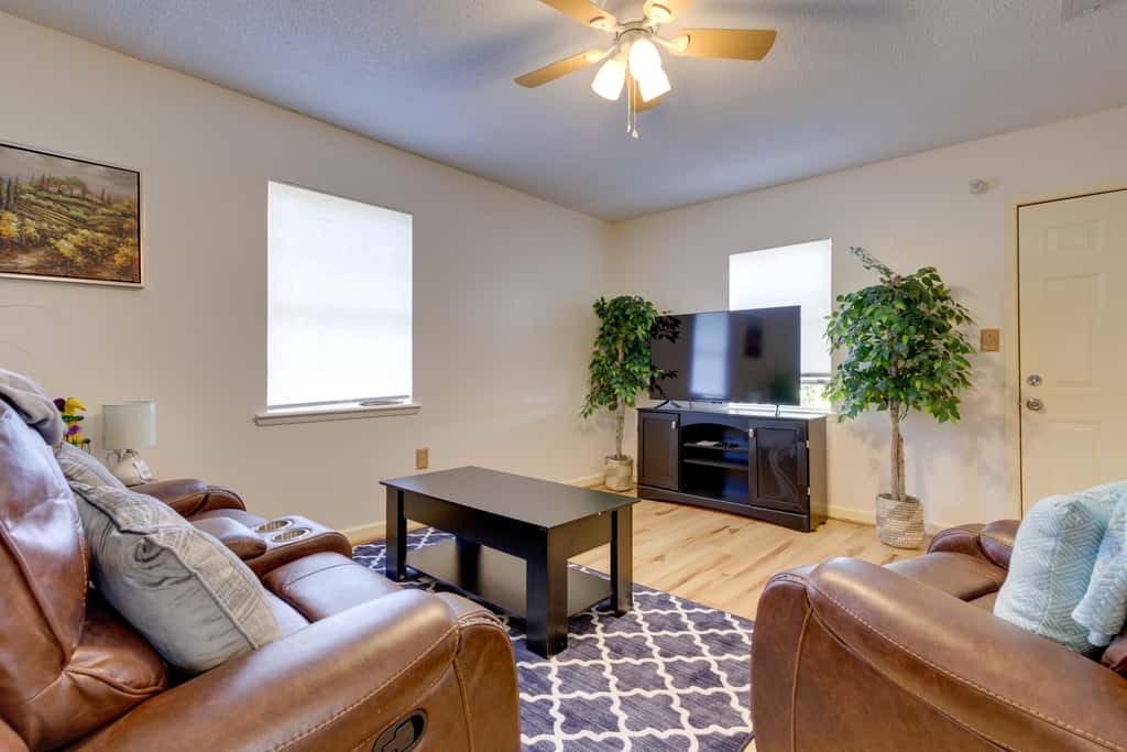 Stunning Gulfport Getaway ~ 1 Mi to the Beach