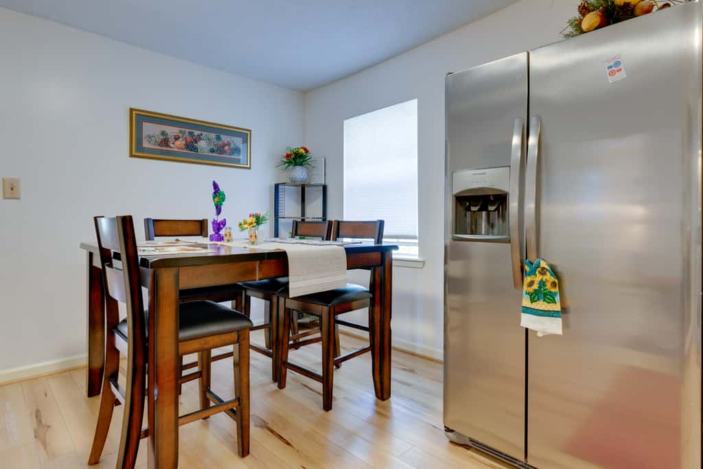 Stunning Gulfport Getaway ~ 1 Mi to the Beach