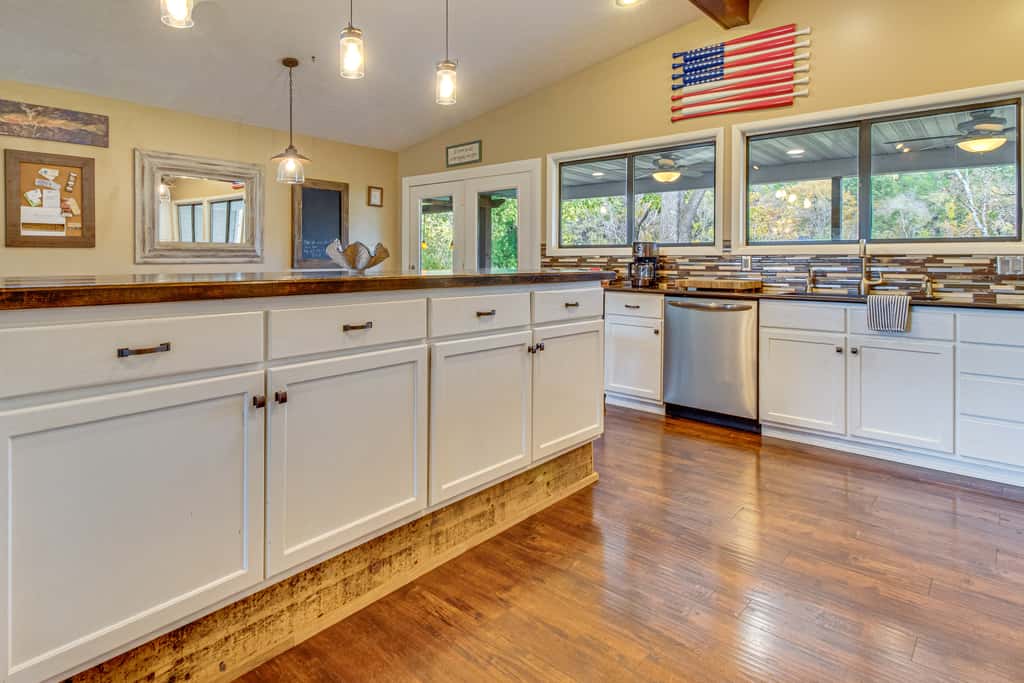 TroutFest: Anglers’ Retreat on White River w/ Deck