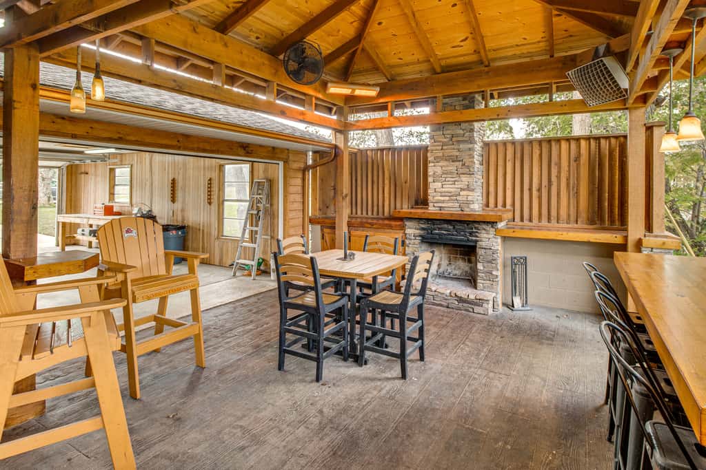 TroutFest: Anglers’ Retreat on White River w/ Deck