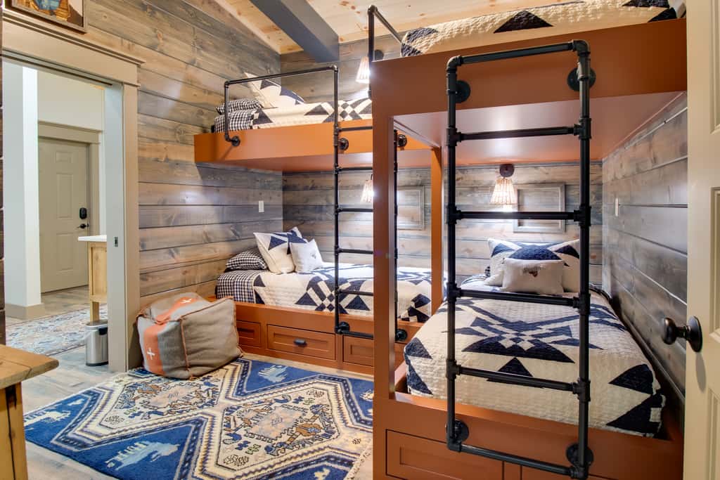 Fly Fishers’ Paradise: Getaway Near White River!