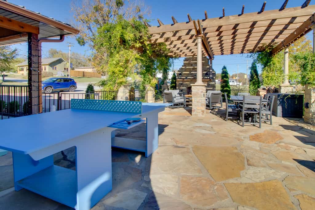 Fly Fishers’ Paradise: Getaway Near White River!