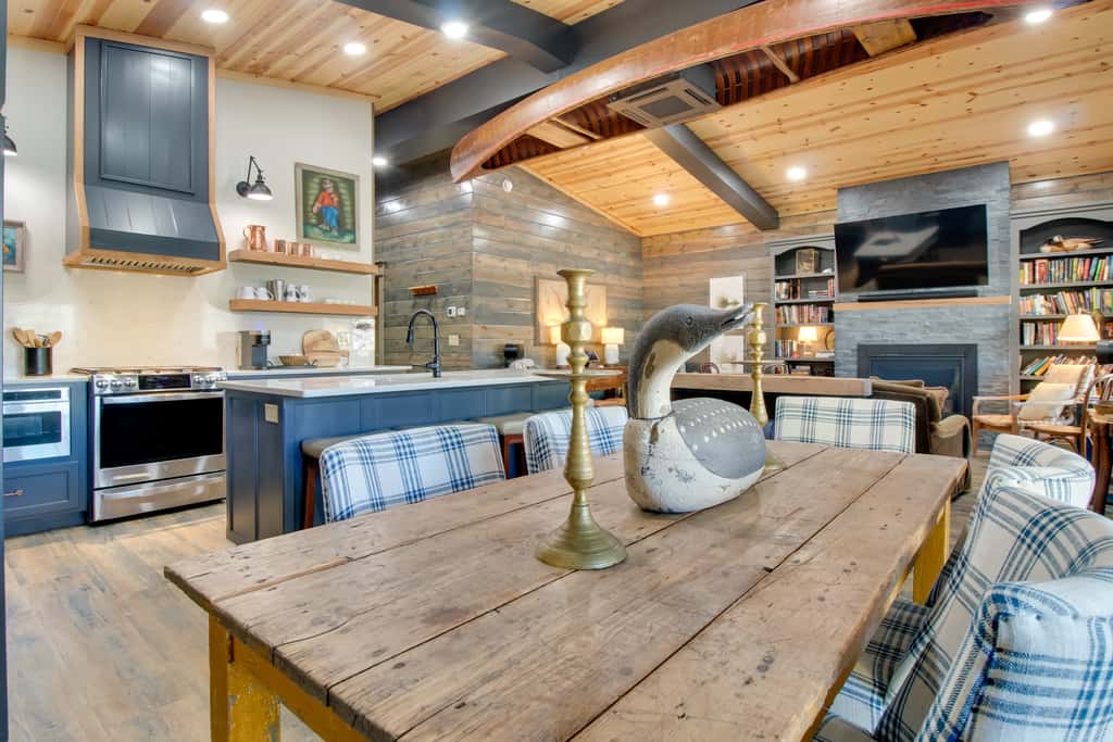 Fly Fishers’ Paradise: Getaway Near White River!