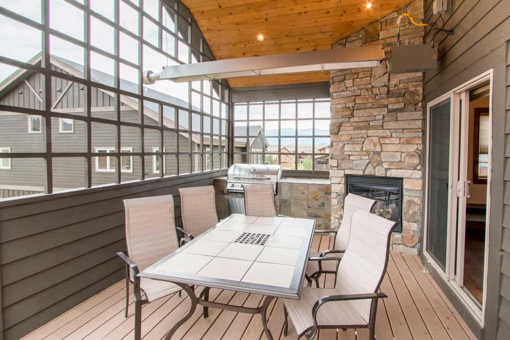 Luxe Rocky Mtn Retreat w/ Hot Tub - By Winter Park