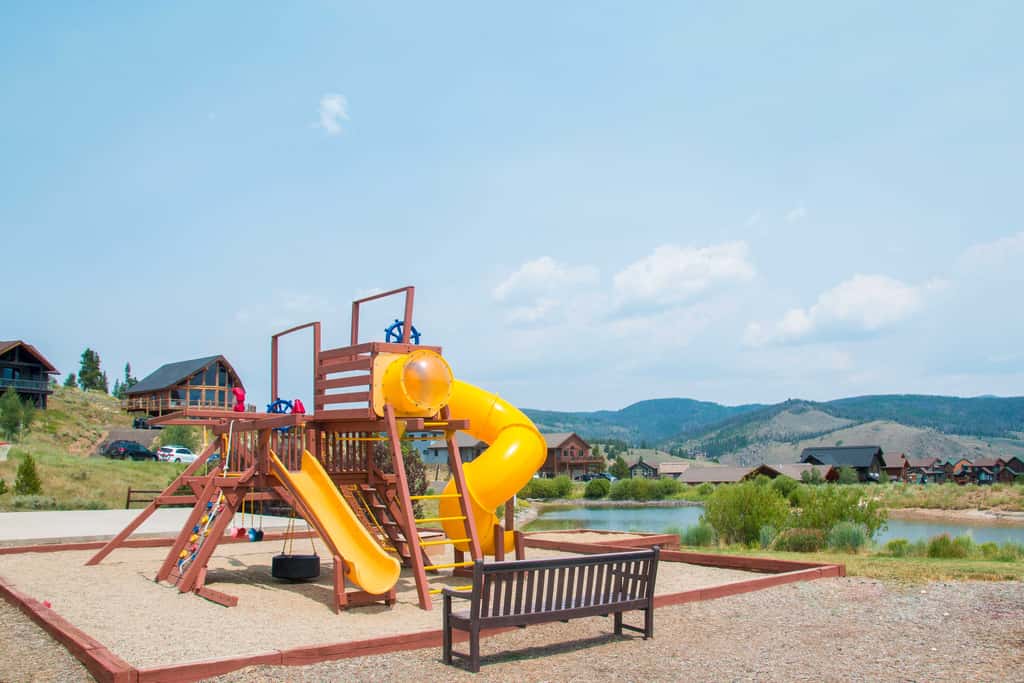 Luxe Rocky Mtn Retreat w/ Hot Tub - By Winter Park