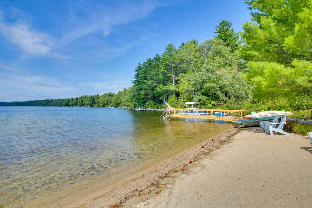 'The Acres' Panther Pond Cabin w/ Beach & Dock!