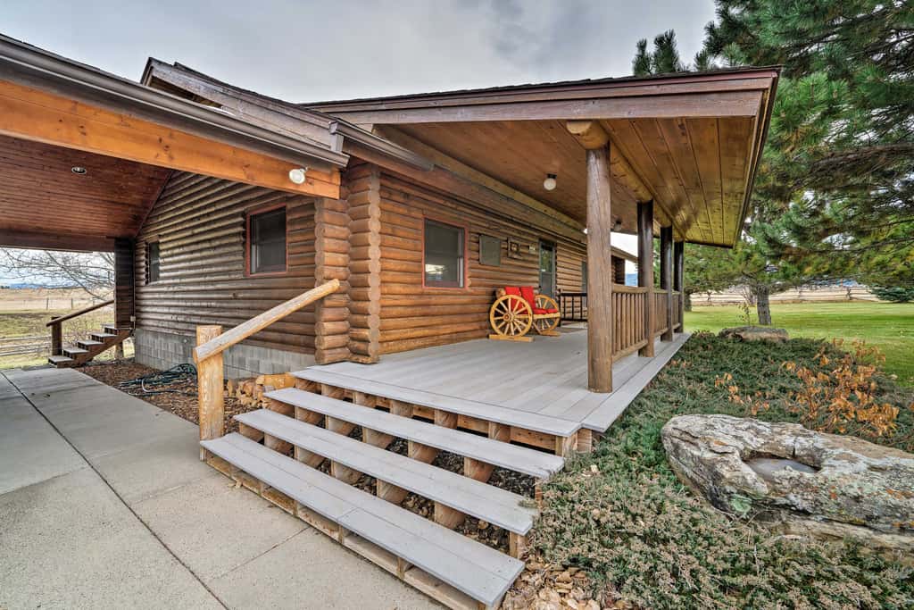 Secluded Retreat w/ Wood Stove, 11 Mi to Bozeman!