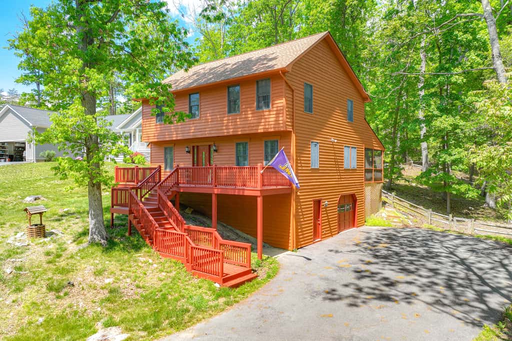 McGaheysville Home w/ Screened Porch & Gas Grill!