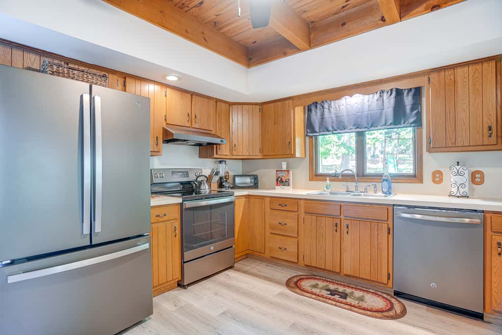 McGaheysville Home w/ Screened Porch & Gas Grill!