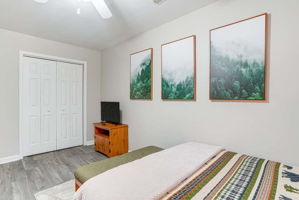 McGaheysville Home w/ Screened Porch & Gas Grill!