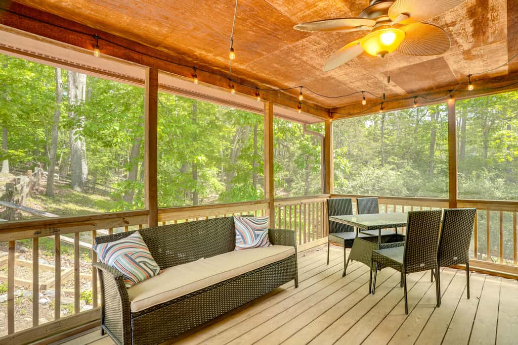 McGaheysville Home w/ Screened Porch & Gas Grill!