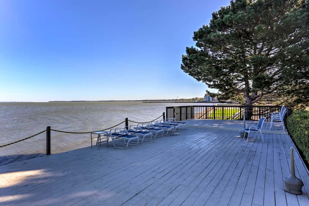 Waterfront Port Clinton Condo w/ Pool Access!