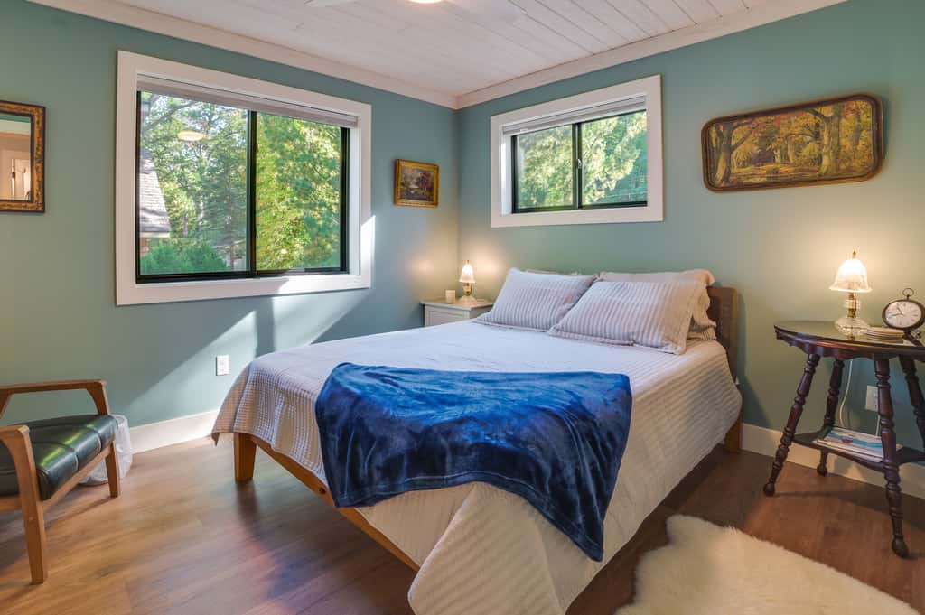 Higgins Lake Vacation Rental w/ Lake Views & Deck!