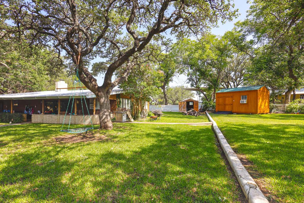 Lakefront Brownwood Home w/ Private Boat Dock