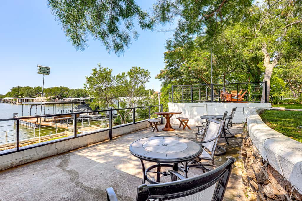 Lakefront Brownwood Home w/ Private Boat Dock