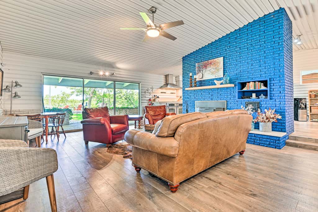 Lakefront Brownwood Home w/ Private Boat Dock