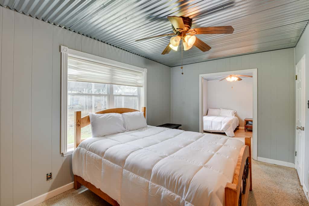 Lake Brownwood Home w/ Private Boat Dock!