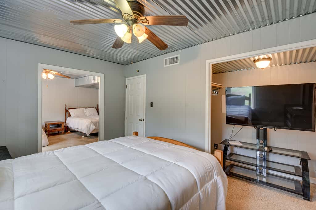 Lake Brownwood Home w/ Private Boat Dock!