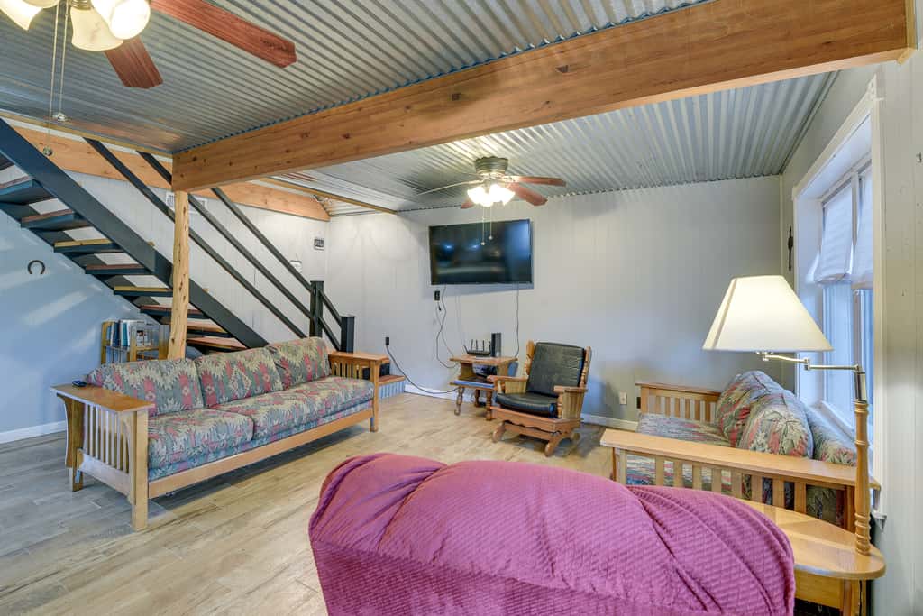 Lake Brownwood Home w/ Private Boat Dock!