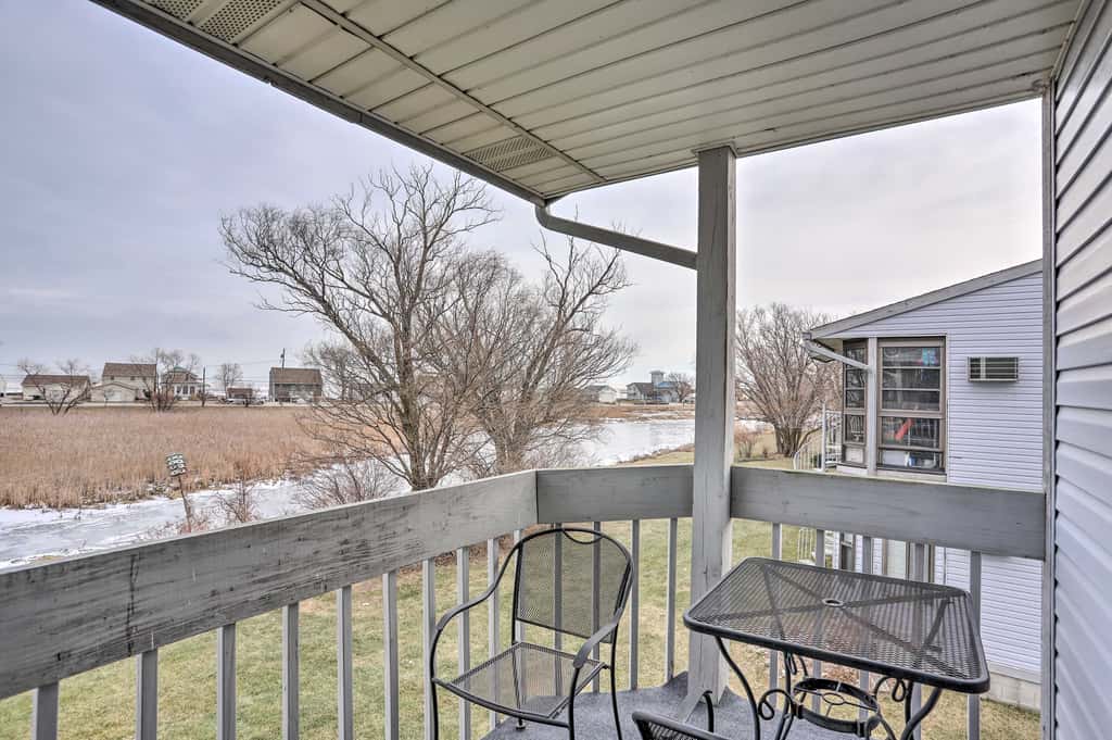 Condo w/ Balcony, Dock & Access to Lake Erie