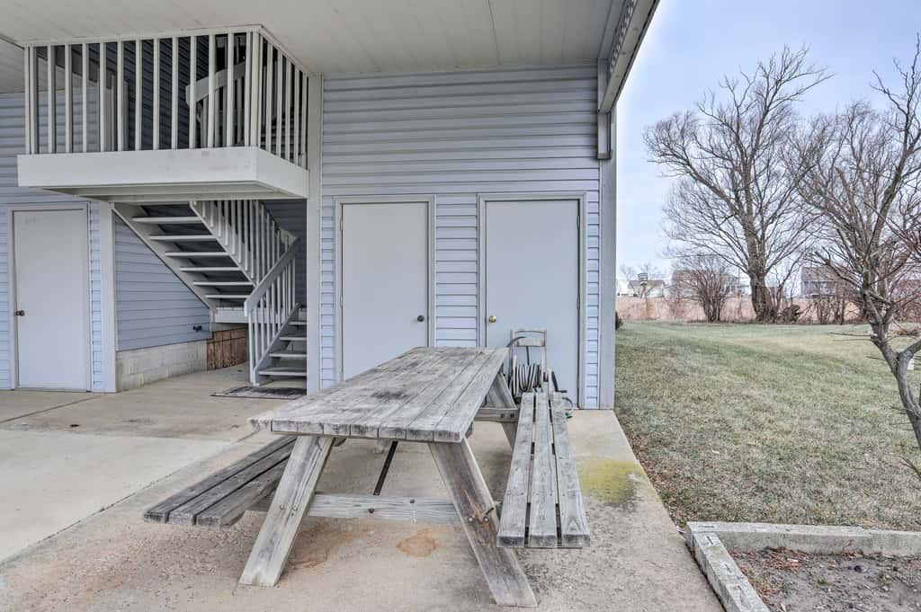 Condo w/ Balcony, Dock & Access to Lake Erie