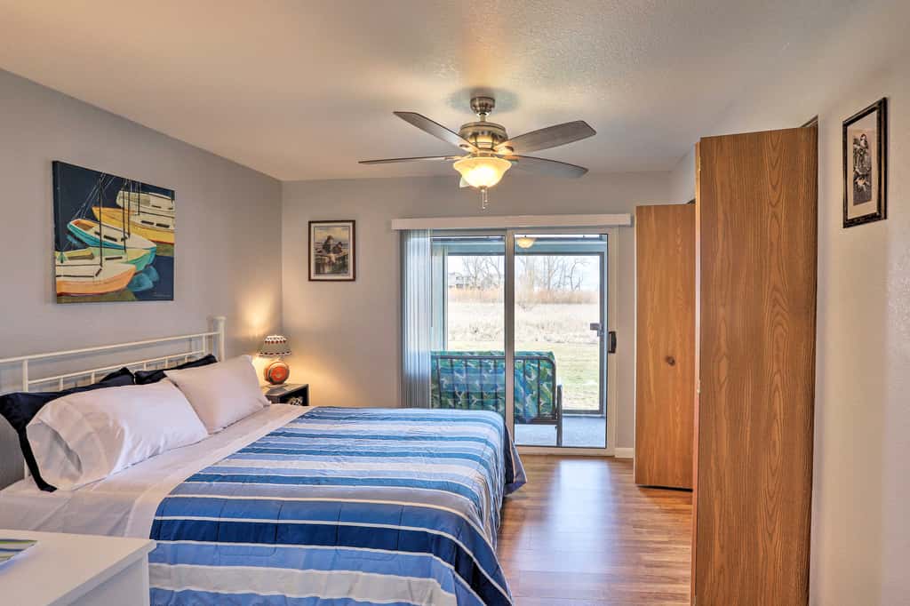 Serene Abode on Lake Erie ~ 9 Miles to Oak Harbor