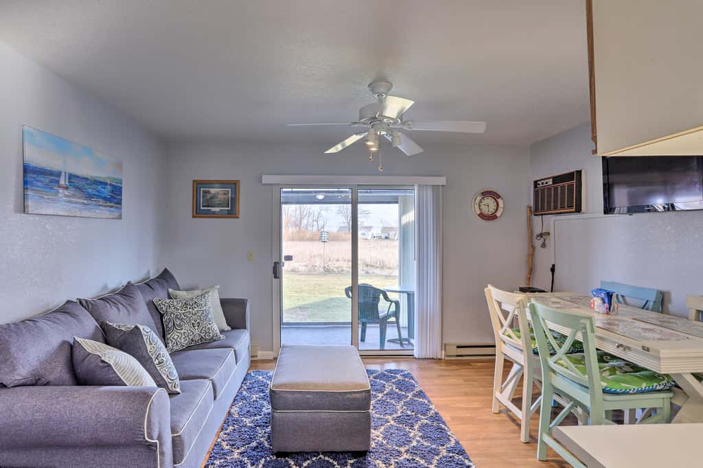 Serene Abode on Lake Erie ~ 9 Miles to Oak Harbor
