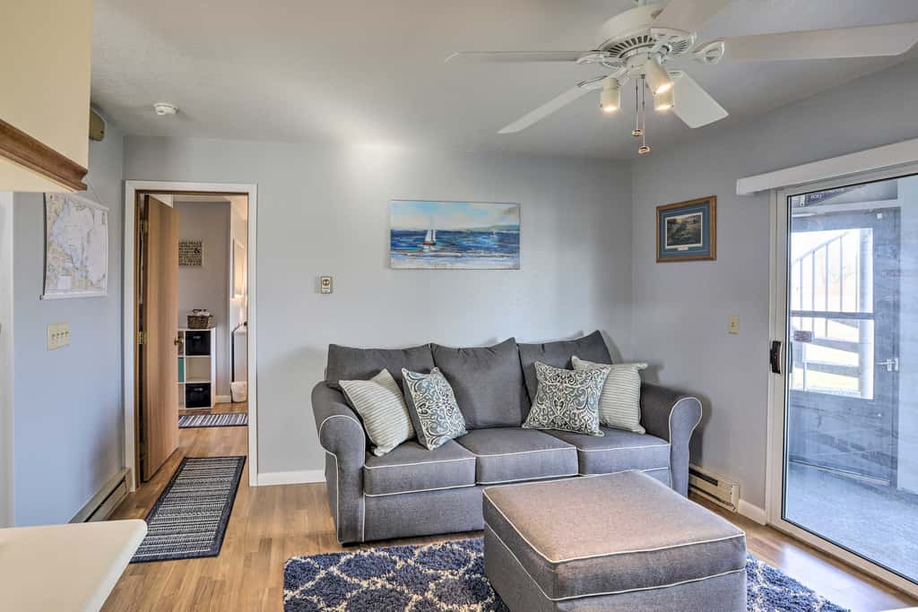 Serene Abode on Lake Erie ~ 9 Miles to Oak Harbor