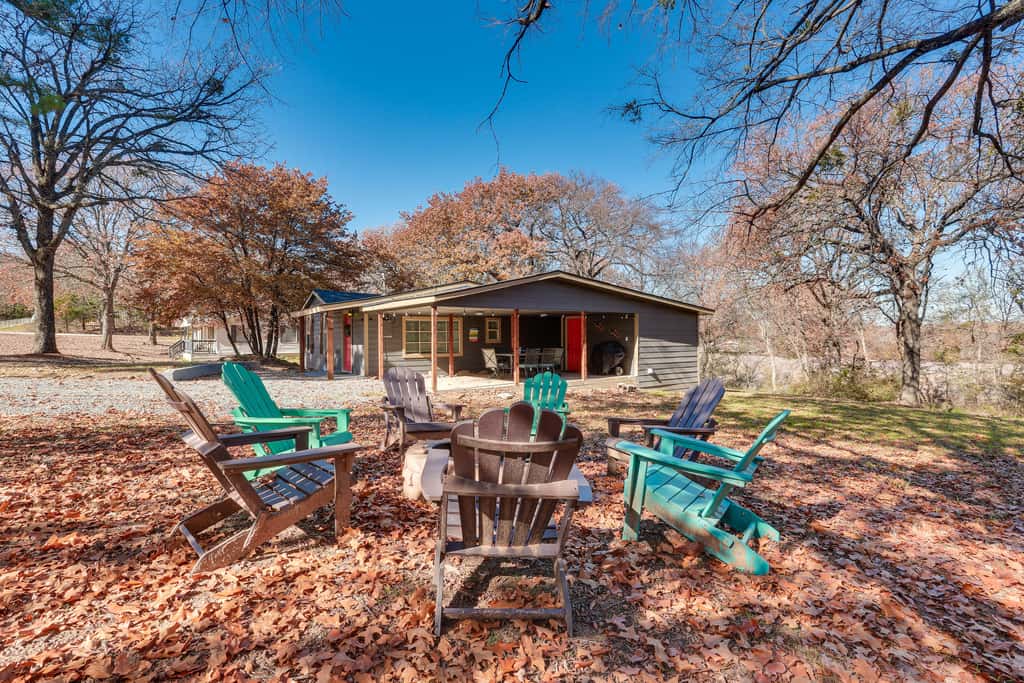 ~ 3 Mi to Lake Texoma: Kingston Family Retreat