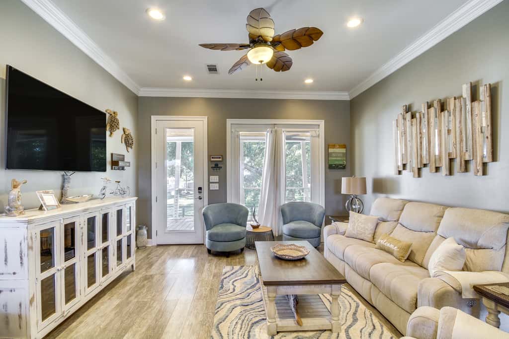 Walk to Beach: Stunning Gulfport Getaway
