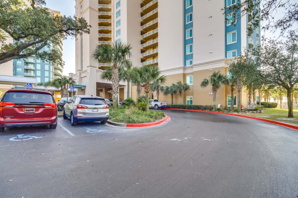 Gulfport Oceanfront Vacation Rental: Walk to Beach