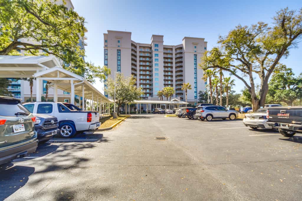Gulfport Oceanfront Vacation Rental: Walk to Beach