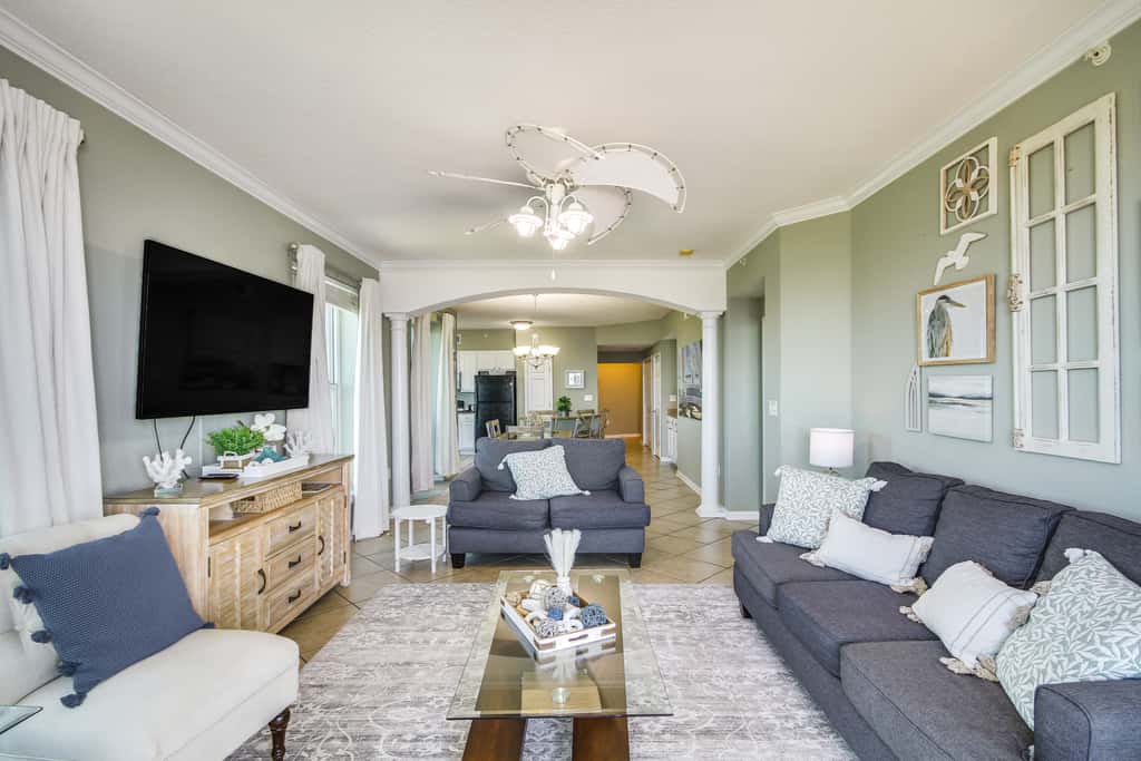 Gulfport Oceanfront Vacation Rental: Walk to Beach