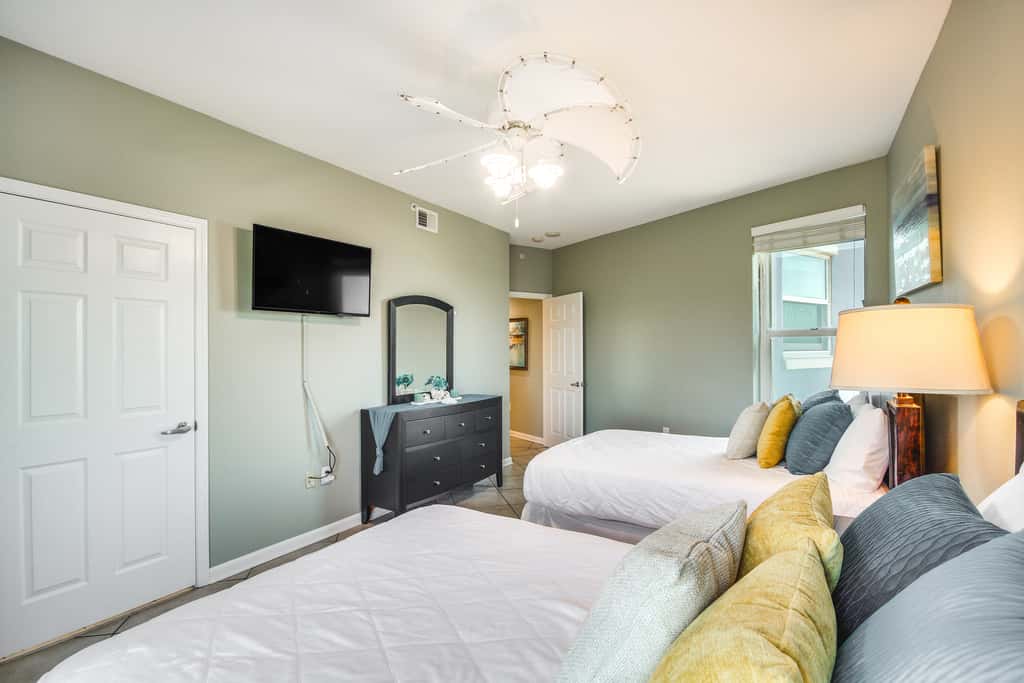 Gulfport Oceanfront Vacation Rental: Walk to Beach