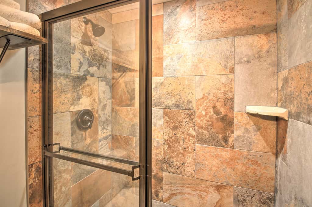 Slopeside Burke Mtn Condo w/ Amenity Access!