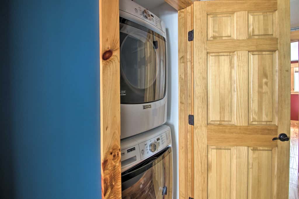 Slopeside Burke Mtn Condo w/ Amenity Access!