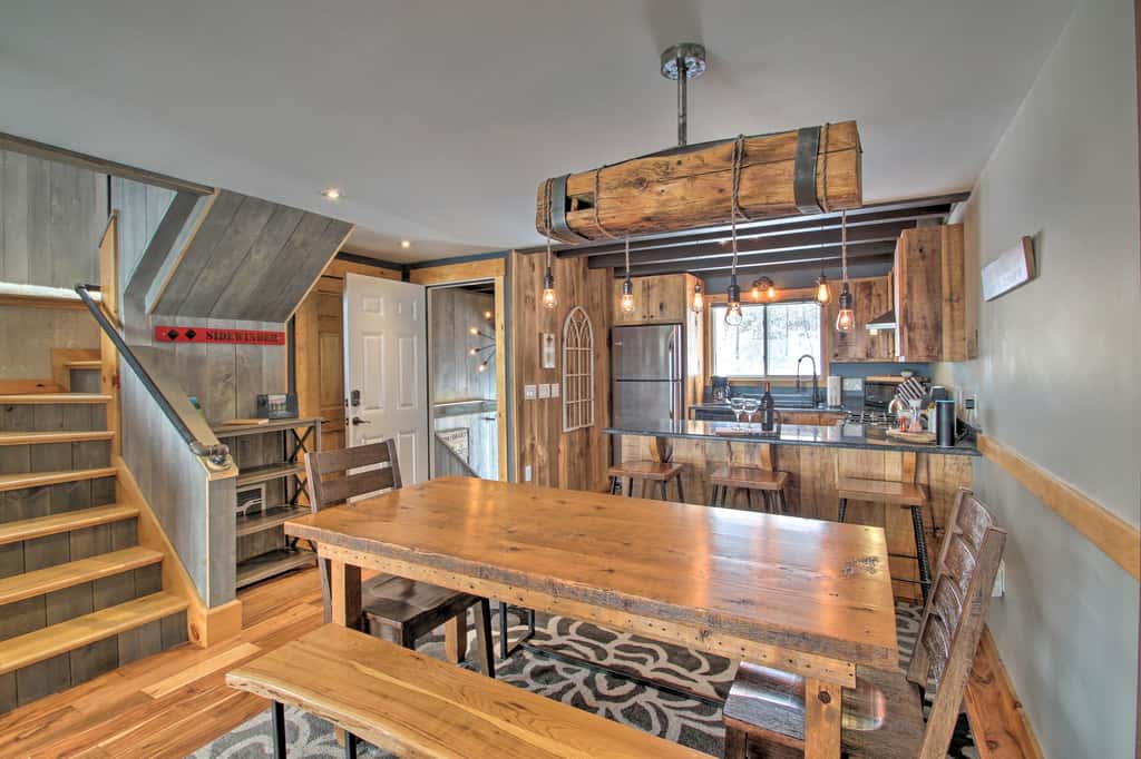 Slopeside Burke Mtn Condo w/ Amenity Access!