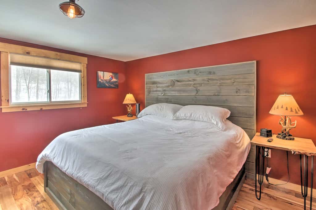 Slopeside Burke Mtn Condo w/ Amenity Access!