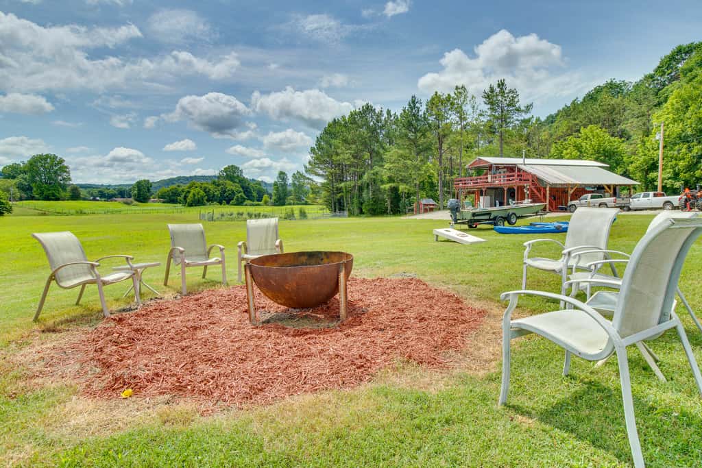 Cozy Norfork Cabin: Fishing, Kayaking & More!