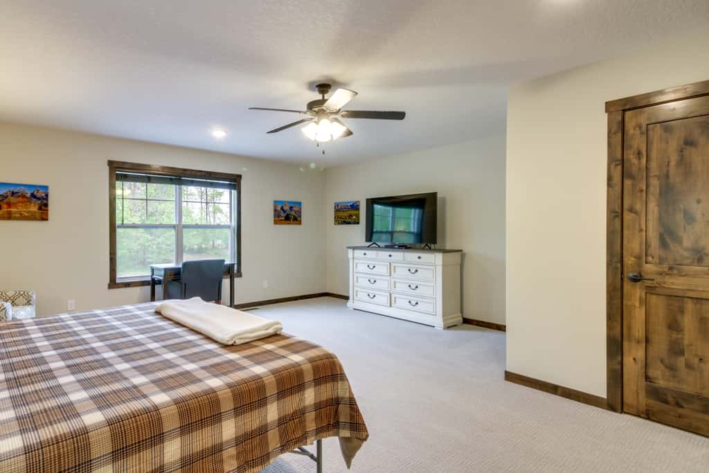 Gull Lake Resort Escape: Pool and ORV Trails