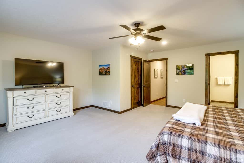 Gull Lake Resort Escape: Pool and ORV Trails