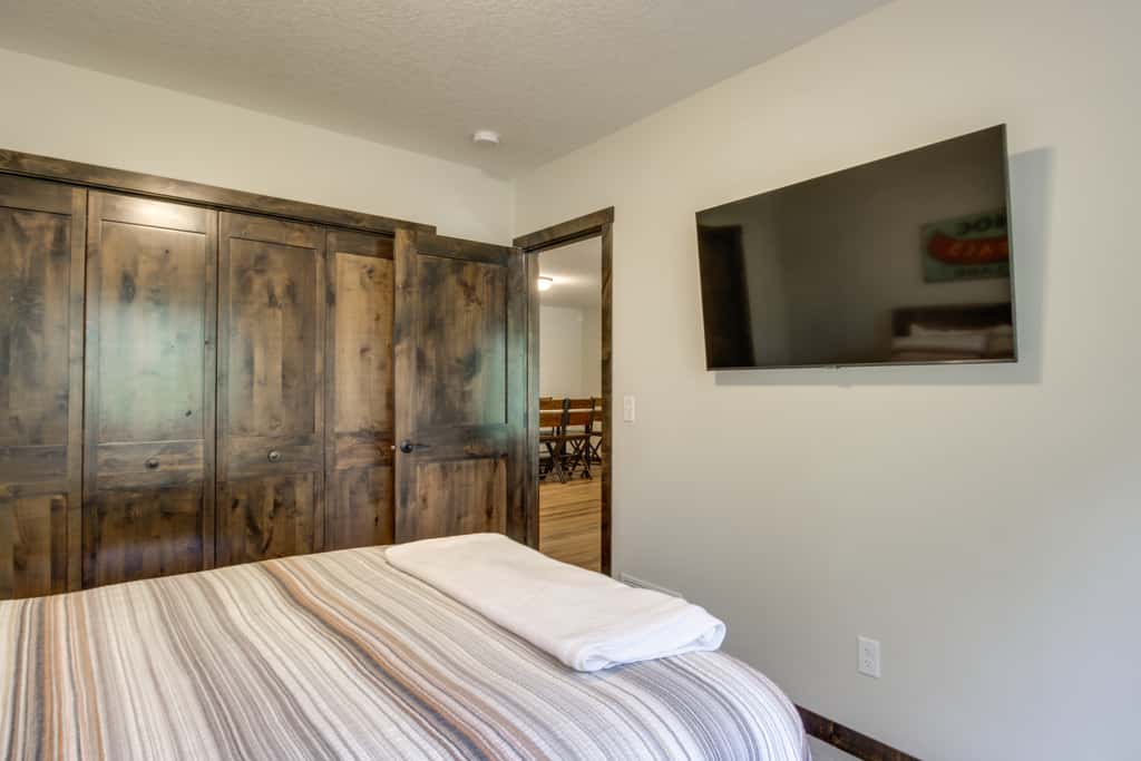 Gull Lake Resort Escape: Pool and ORV Trails