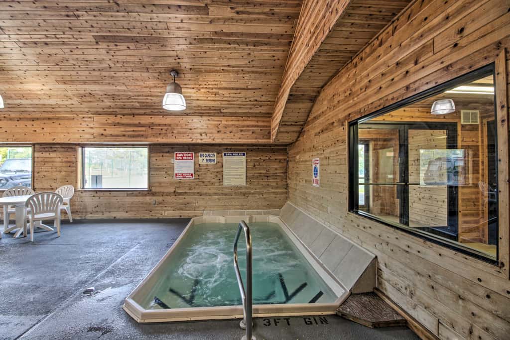 Gull Lake Resort Escape: Pool and ORV Trails