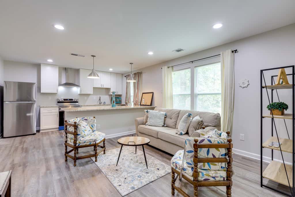 7 Mi to Trilith Studios: Atlanta Area Business Hub