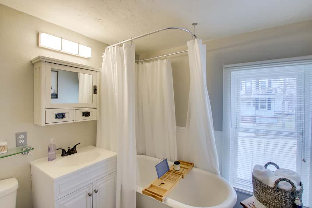 Coastal Comfort & Golfers' Paradise in Sheboygan!
