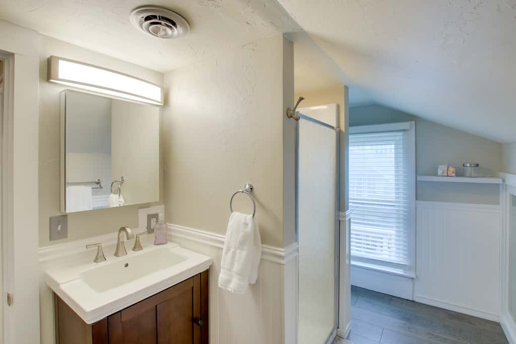 Coastal Comfort & Golfers' Paradise in Sheboygan!