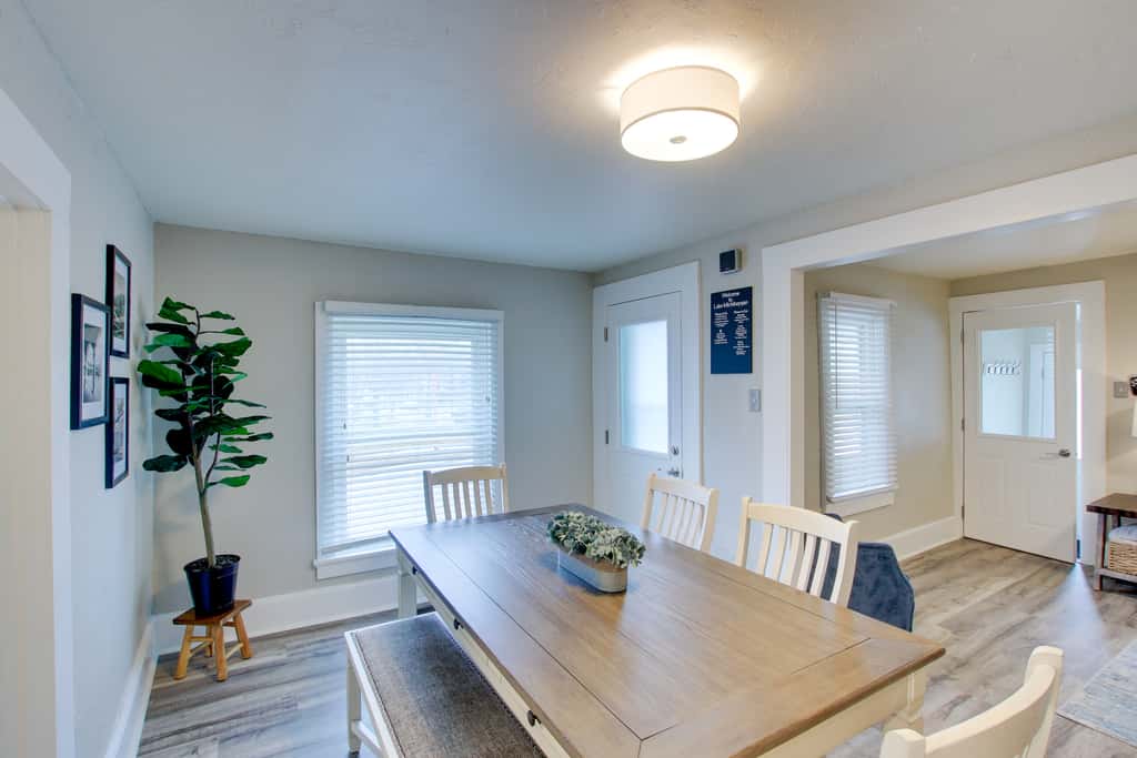Coastal Comfort & Golfers' Paradise in Sheboygan!