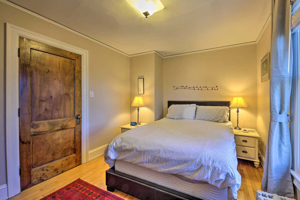 Pet-Friendly Sheboygan Home, 1 Mi to Lake Michigan